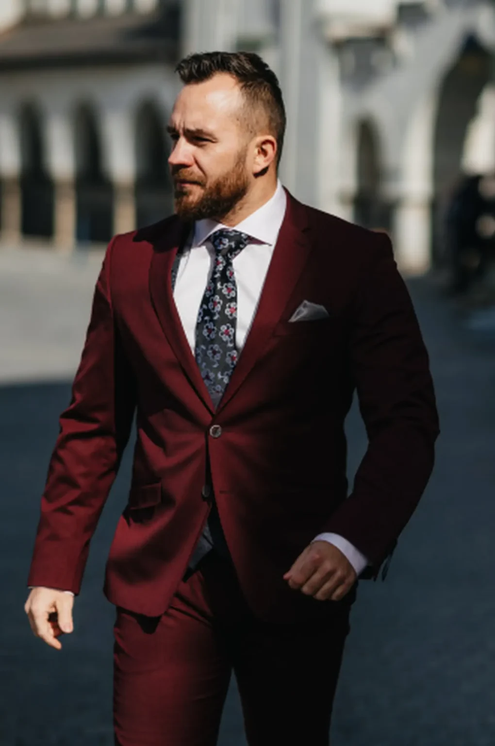 Husarik-slimfit-obleky-3